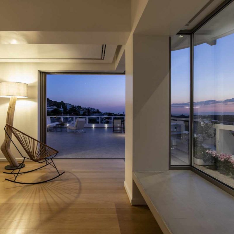 Penthouse in Vouliagmeni